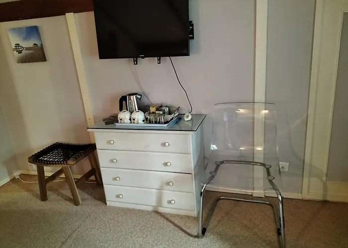 Chez Didier Et Gene Bed & Breakfast